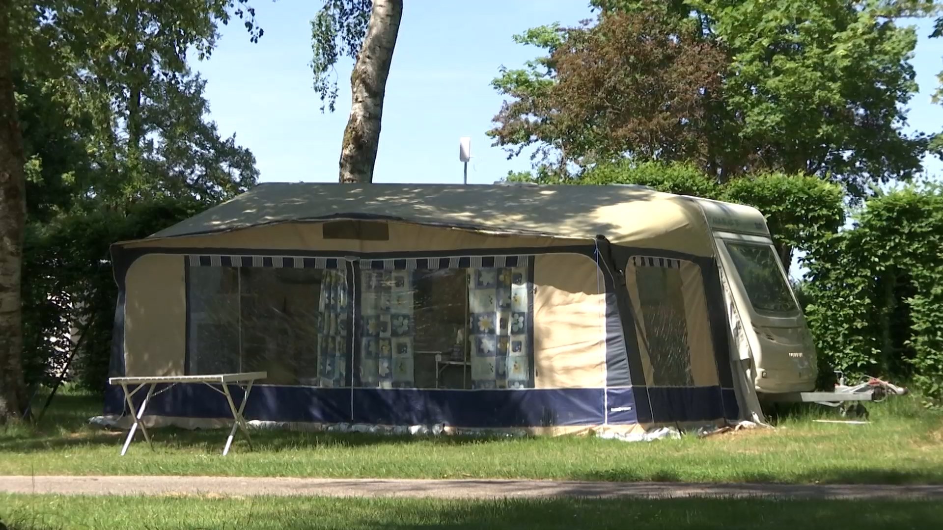 Prêt pour le plein air au camping - Mosaik Cristal