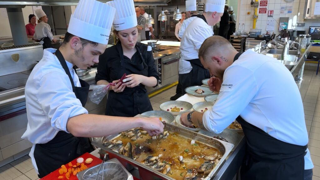 Concours au lycée Simon Lazard : des élèves coachés par des professionnels en cuisine