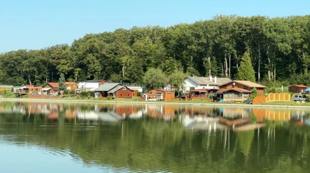 Carte postale d’été : un détour au camping de Neufgrange