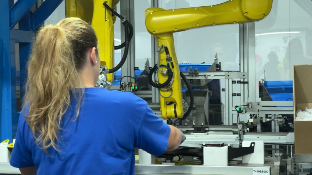 Sarplast Industrie se renforce avec deux nouvelles machines