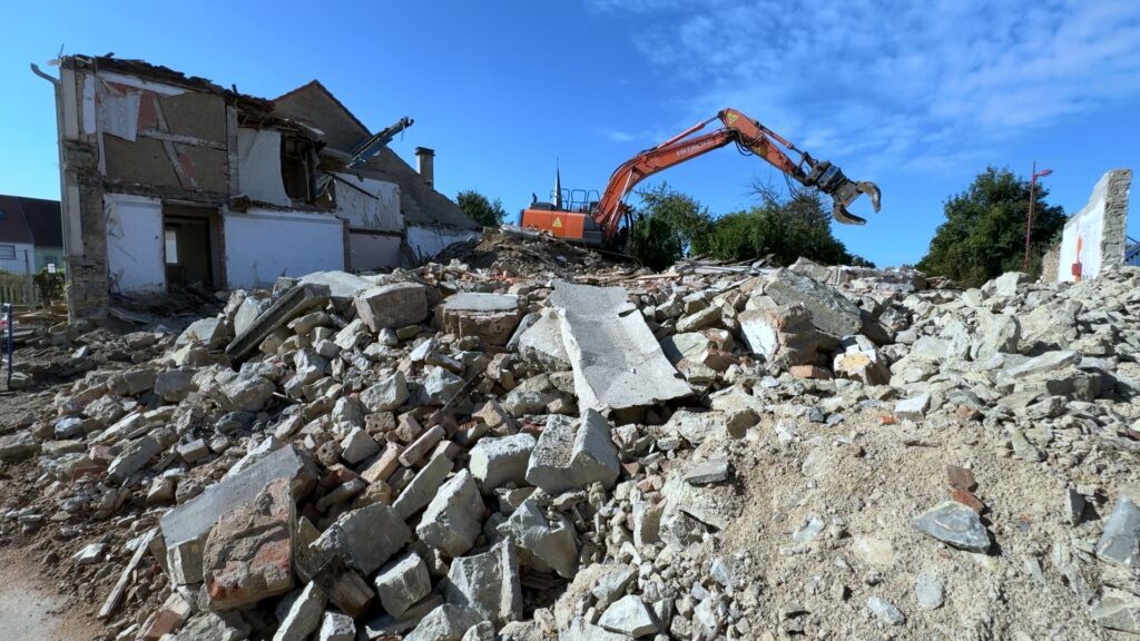 Les maisons du 3 et 5 rue du stade à Hambach sont démolies