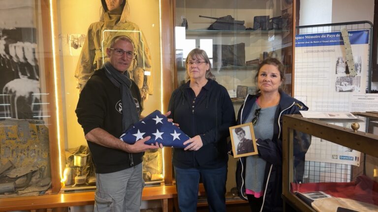 Le drapeau d’un vétéran américain offert par sa famille