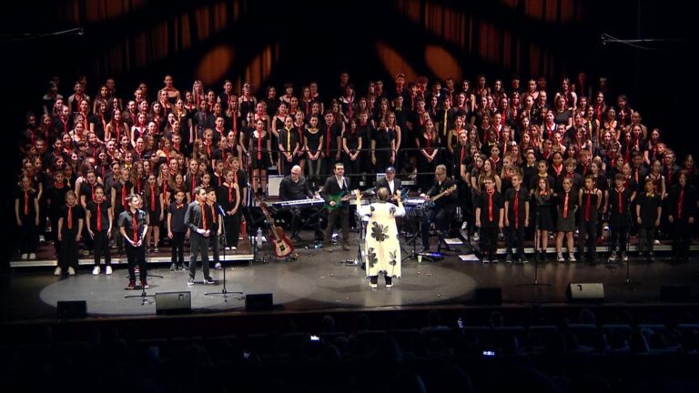 "D'une flamme à l'autre..." : concert des chorales de collèges 2024