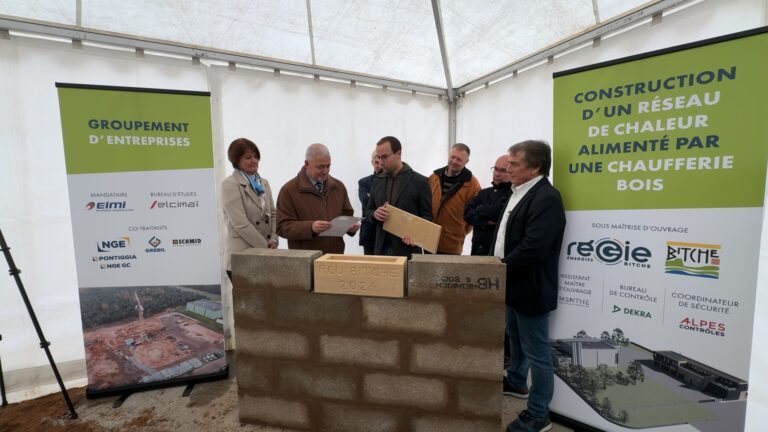 Pose de la première pierre de la chaufferie biomasse