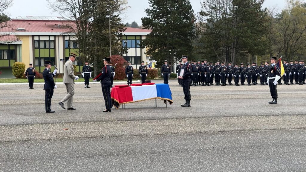 Hommage solennel au caporal Vasil Bychyk